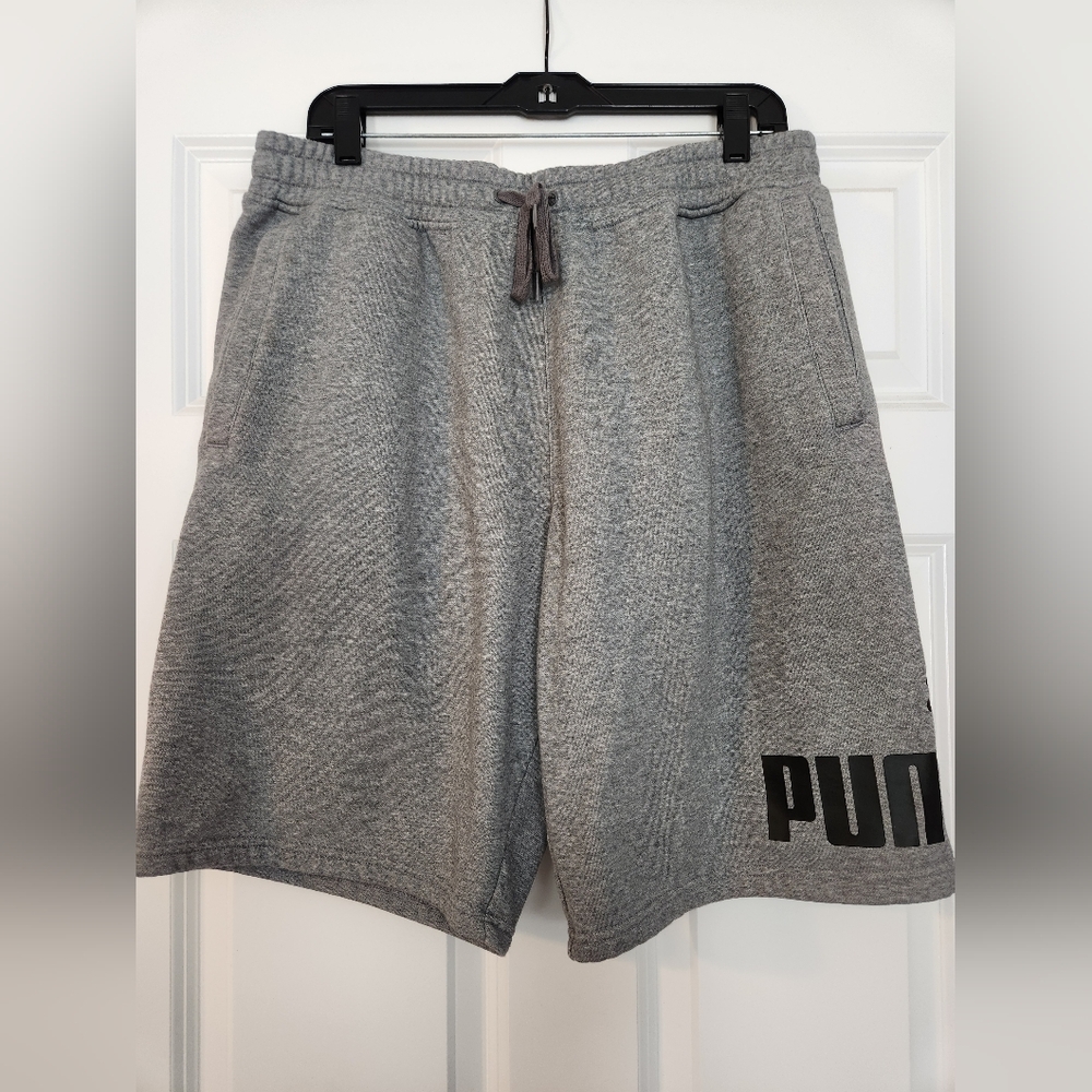 Puma Men's Gray Athletic Logo Shorts